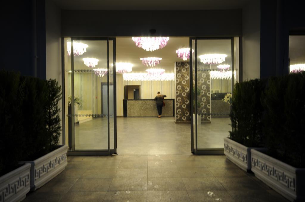 Luna Beach Deluxe Hotel 马尔马里斯 外观 照片