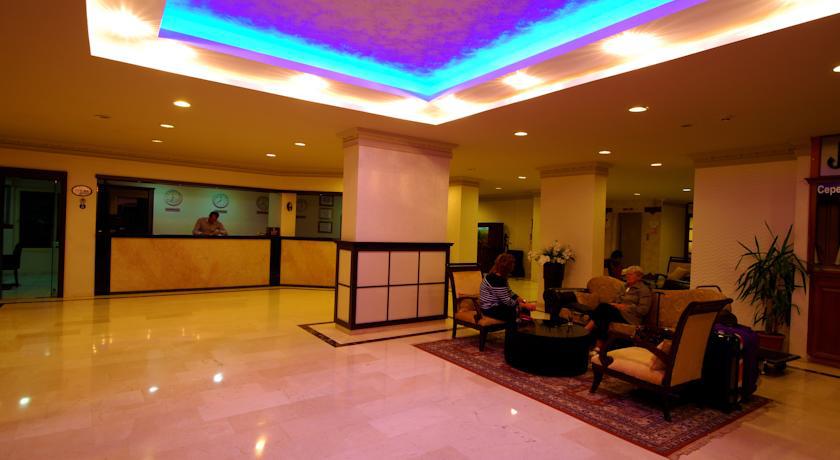 Luna Beach Deluxe Hotel 马尔马里斯 外观 照片